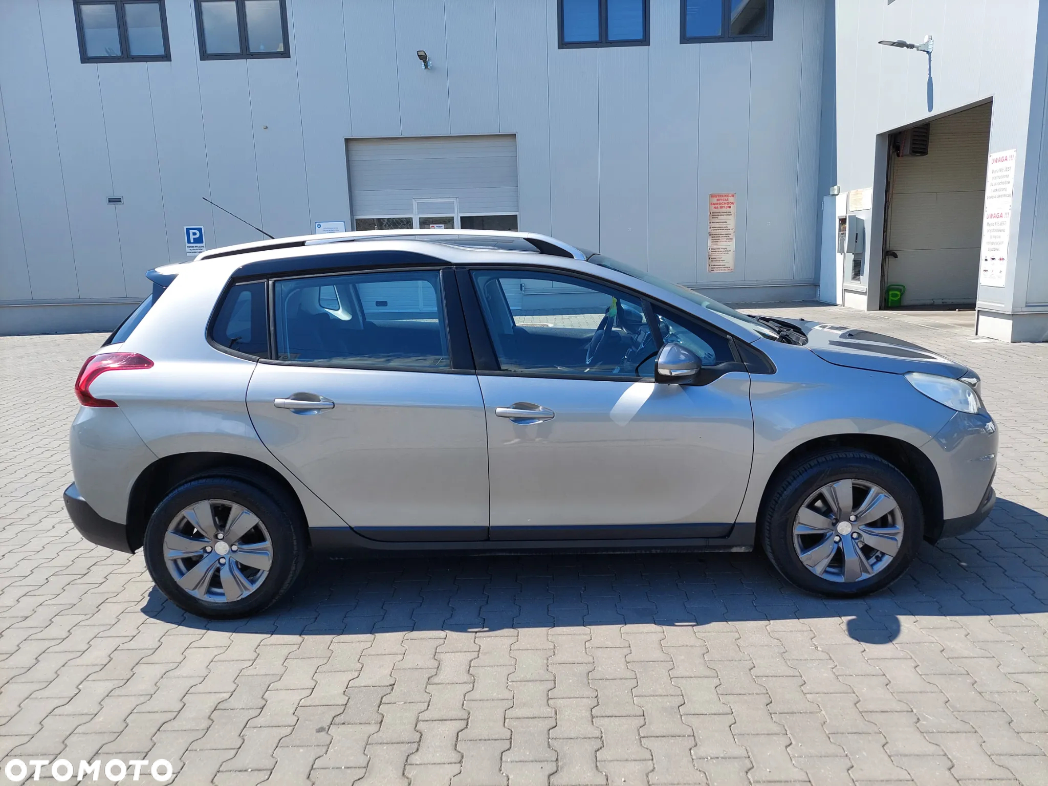 Peugeot 2008 - 7