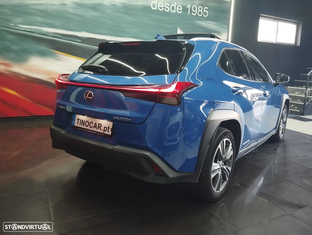 Lexus UX Luxury+TAE+JLL18 — fotografia 4