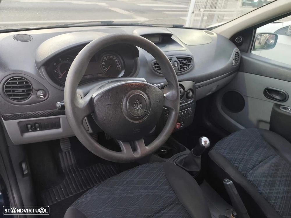 Renault Clio 1.2 16V Dynamique - 11