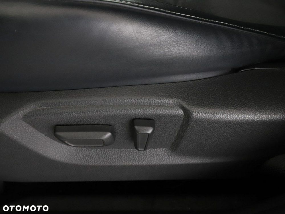 Mitsubishi Eclipse Cross - 38