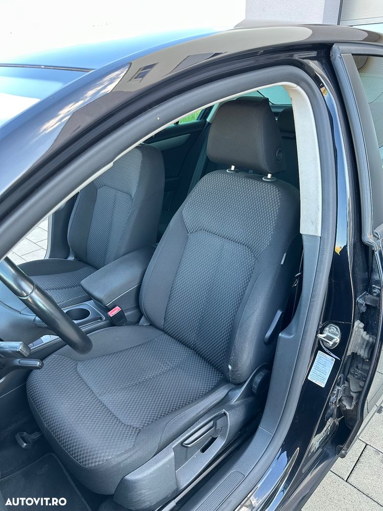 Volkswagen Passat Variant 1.6 TDI BlueMotion - 8