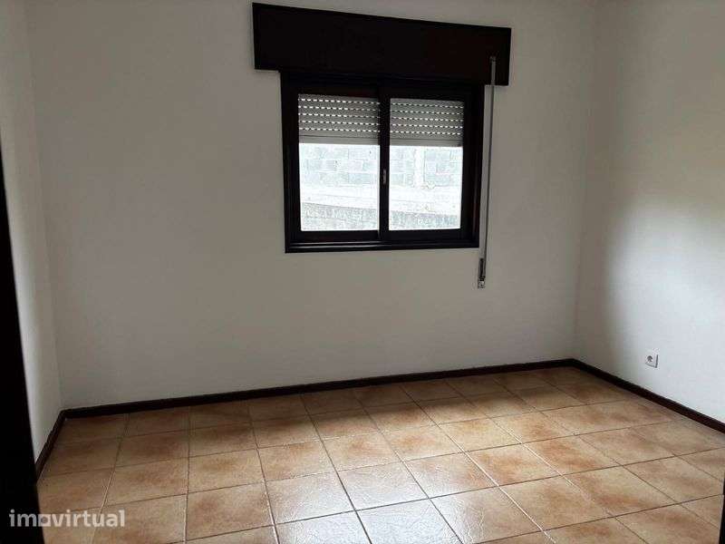 Alugo Apartamento  T2 todo renovado. - Grande imagem: 5/6