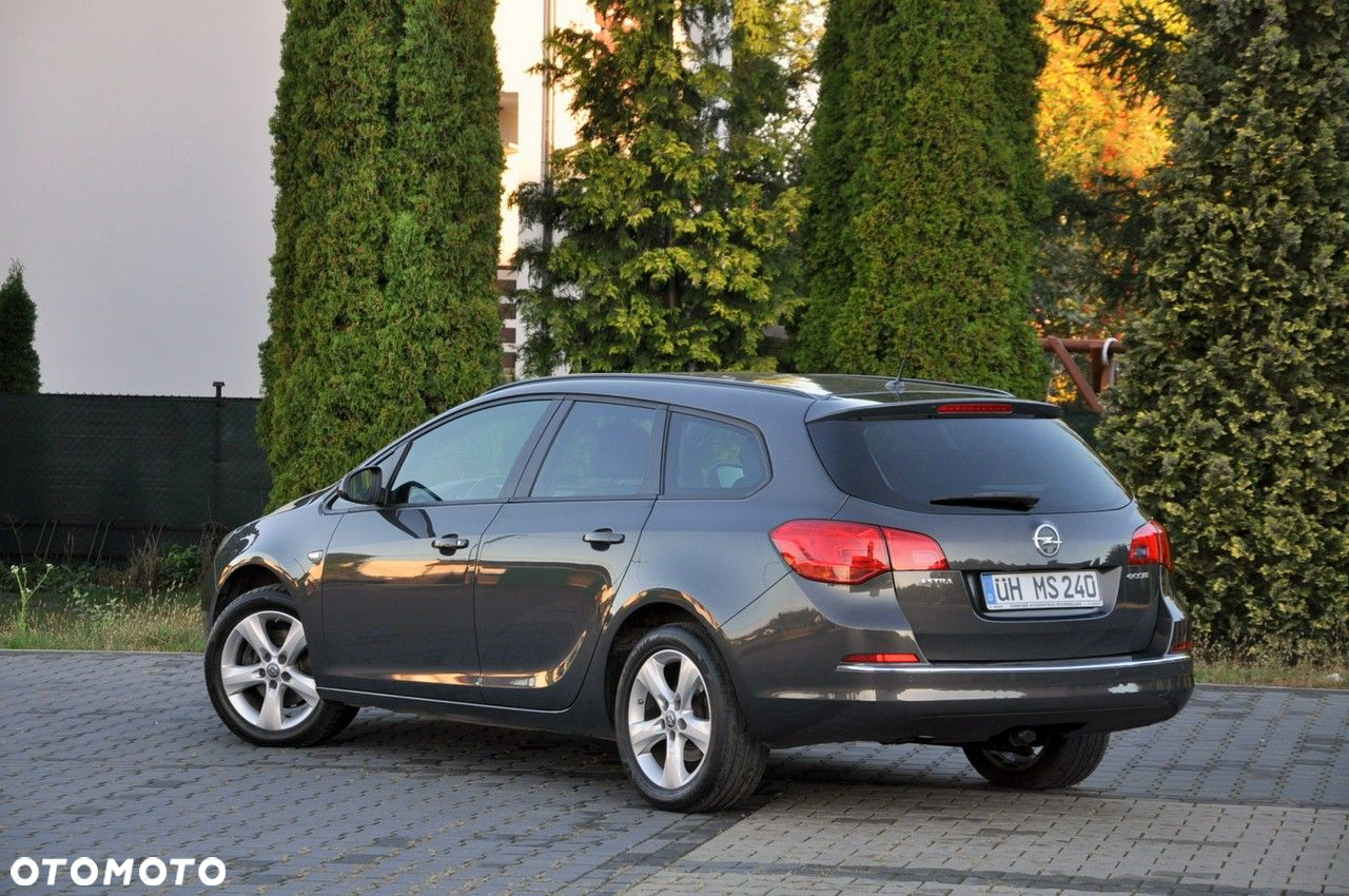 Opel Astra - 14