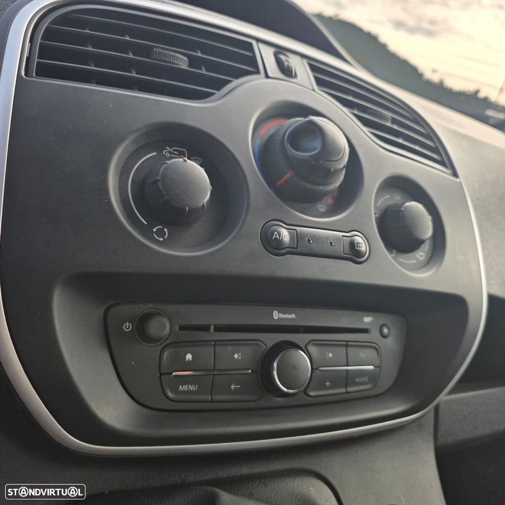 Renault Kangoo 1.5 dCi Maxi Business S/S 3L - 23