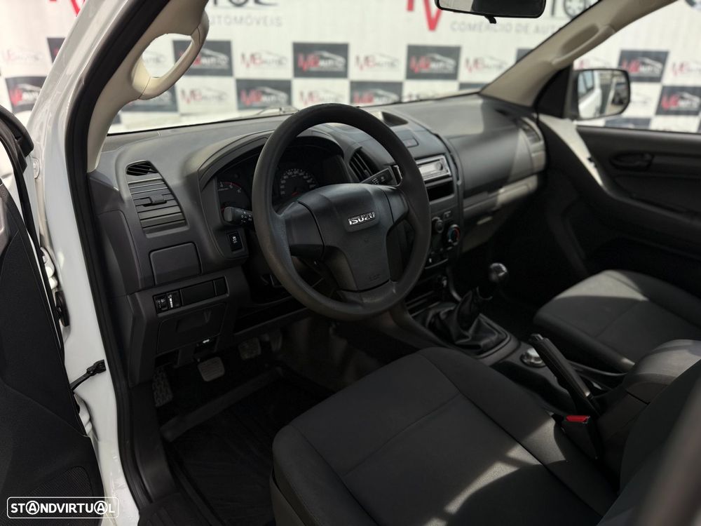 Isuzu D-Max - 20