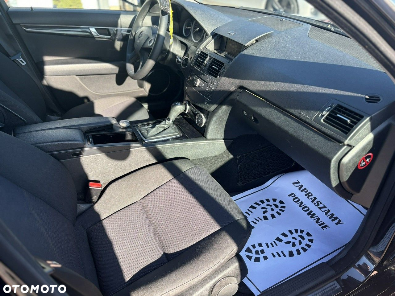 Mercedes-Benz Klasa C 180 T Kompressor Automatik - 21