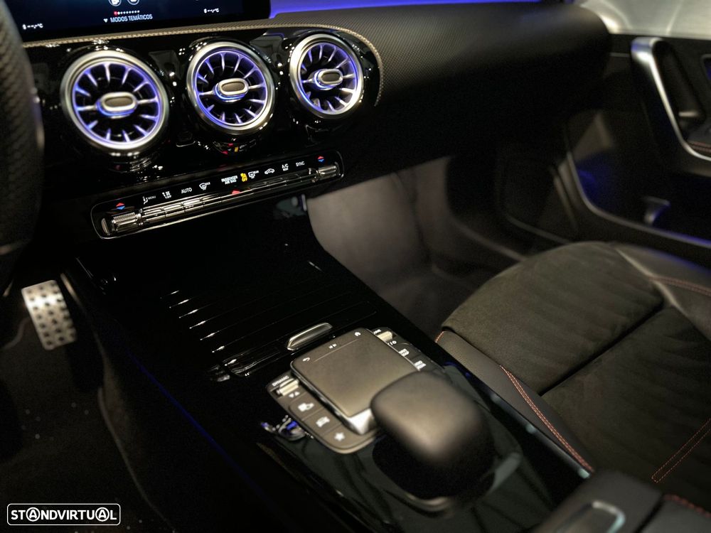 Mercedes-Benz CLA 200 d Shooting Brake AMG Line Aut. - 49