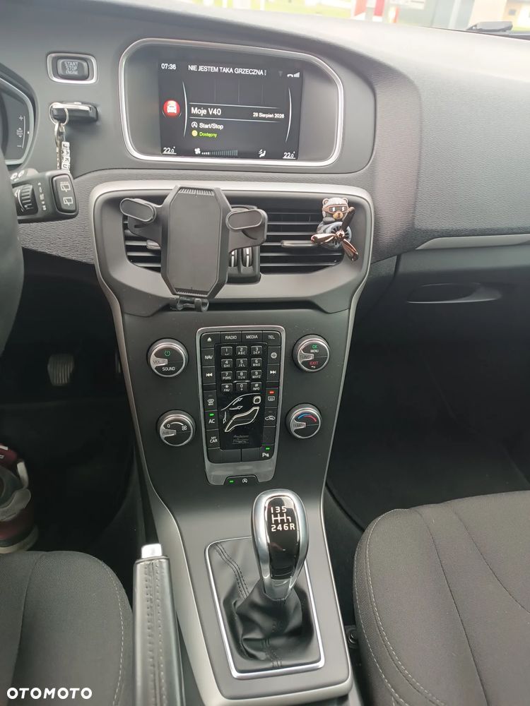 Volvo V40 D2 Drive-E Summum - 11