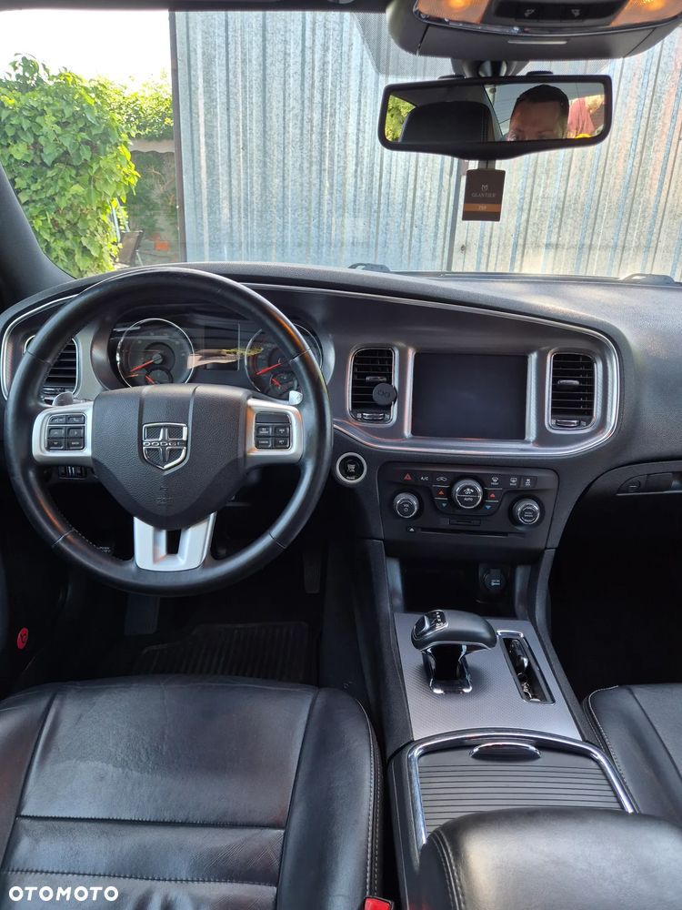 Dodge Charger - 28