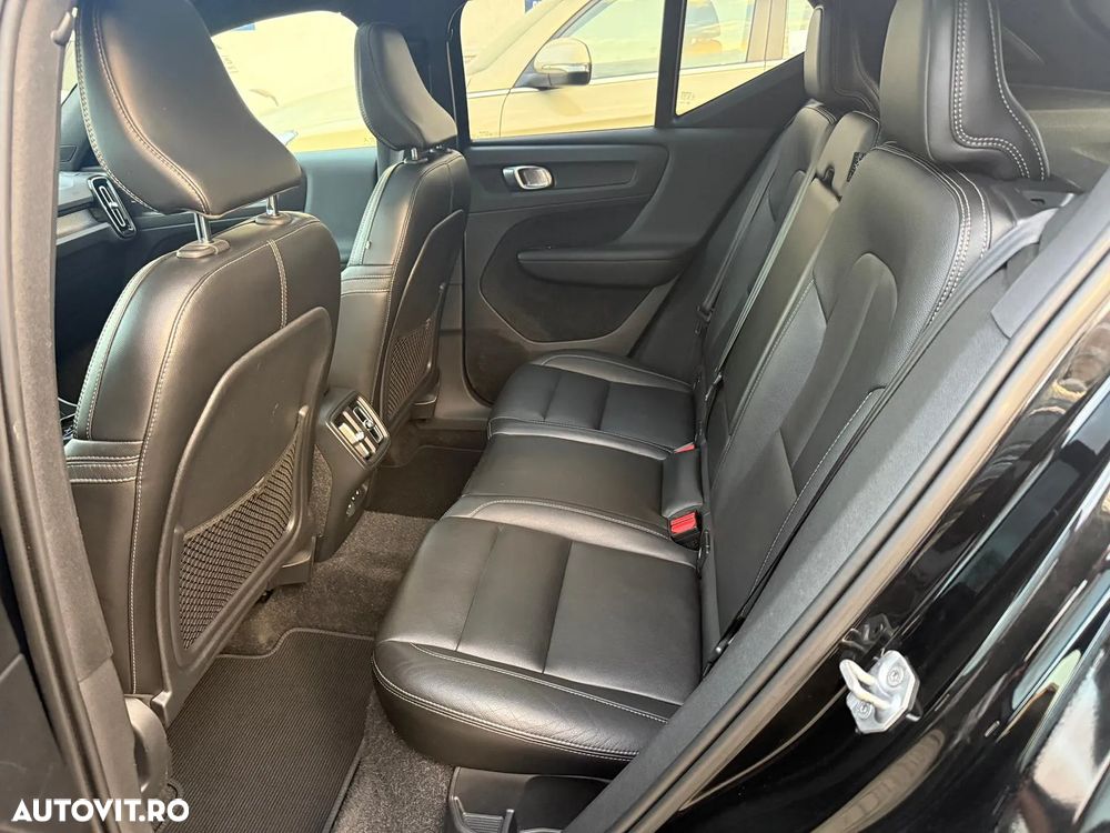 Volvo XC 40 D4 AWD R-Design - 14