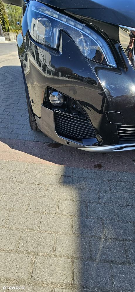 Peugeot 5008 BlueHDi 130 EAT8 Allure - 11