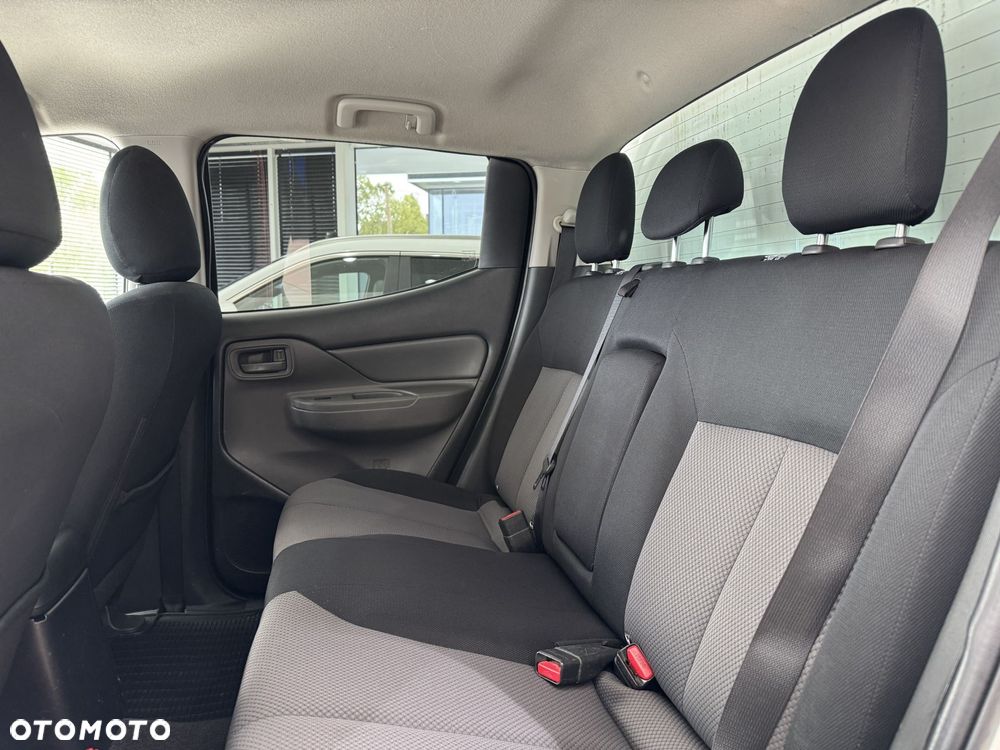Mitsubishi L200 2.4 d DC Invite EU6 - 13