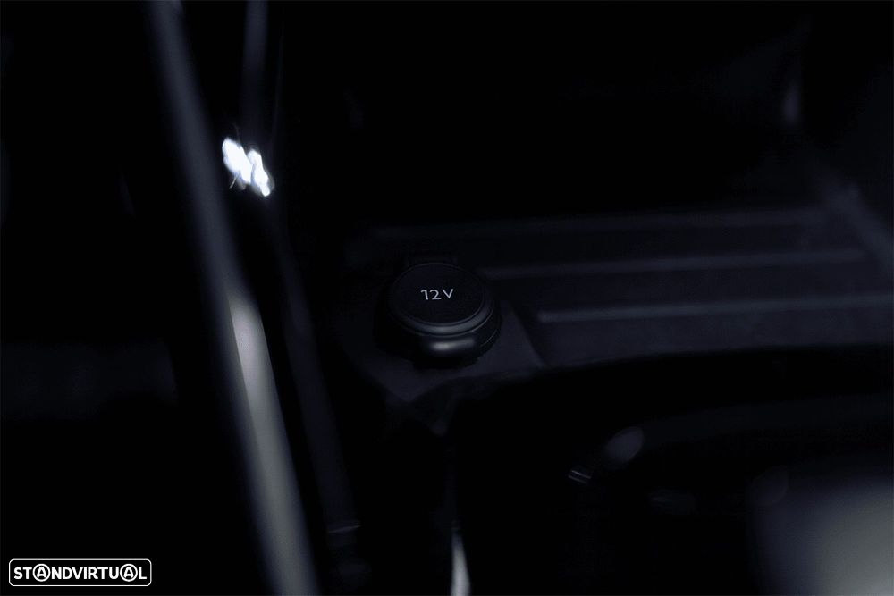 Peugeot 2008 1.2 Hybrid Allure e-DCS6 - 30