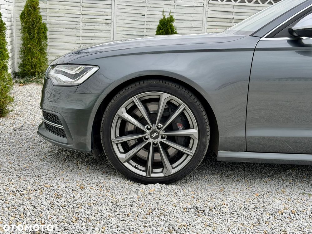 Audi S6 Avant Standard - 25