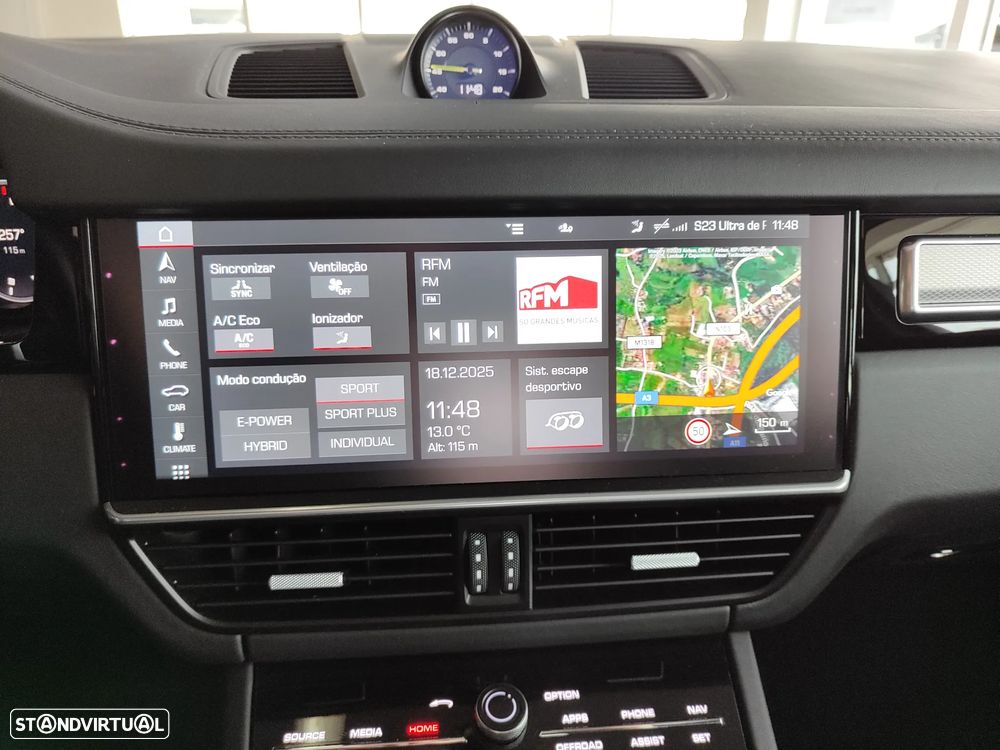 Porsche Cayenne - 34