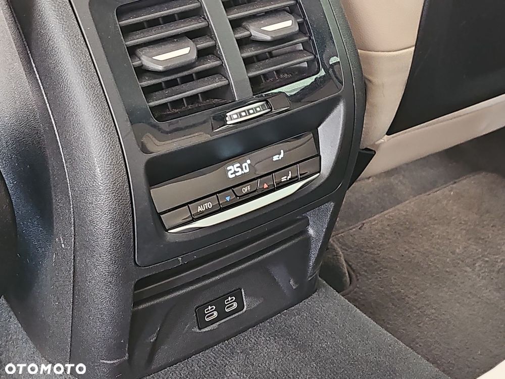 BMW X4 - 31