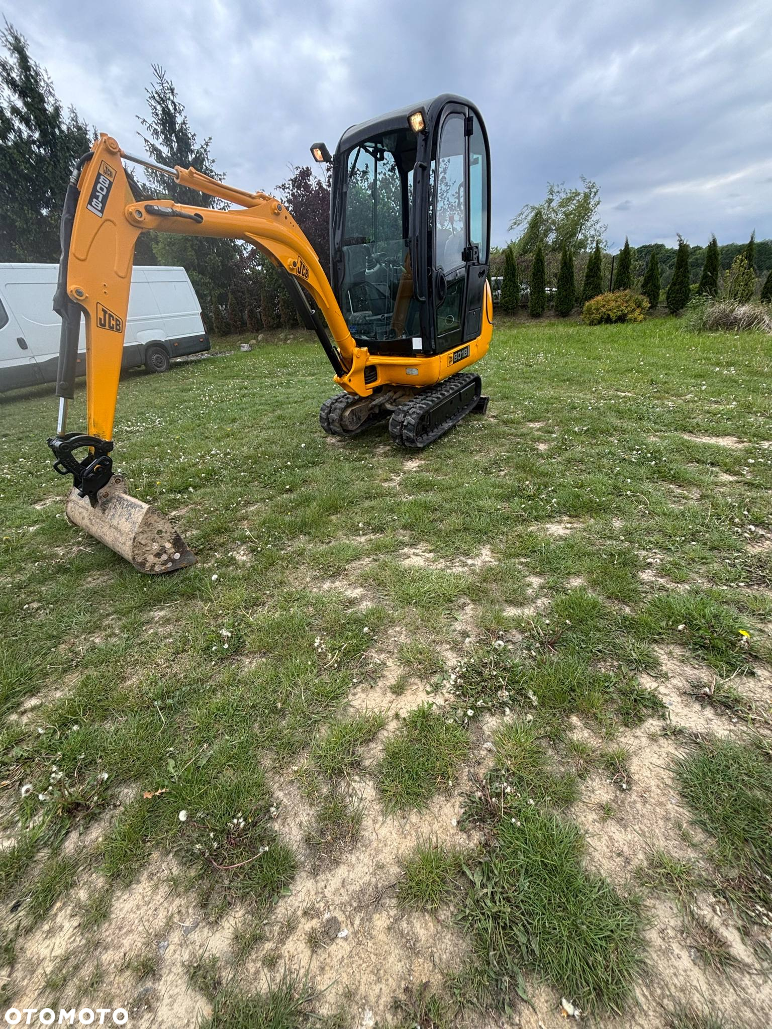 JCB 88-18 - 5