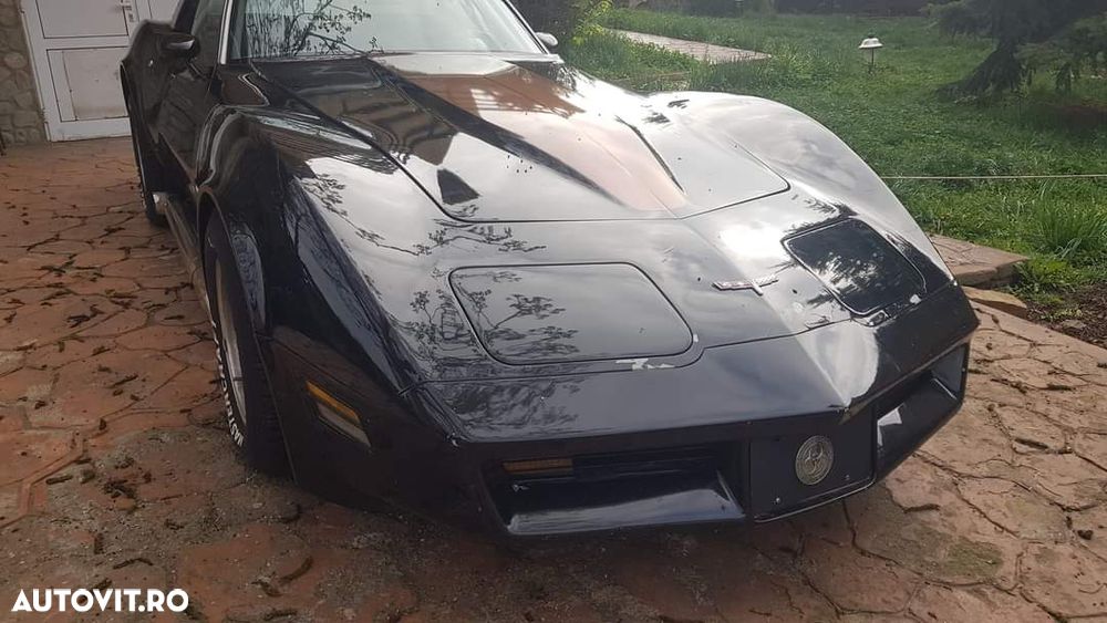 Chevrolet Corvette - 2