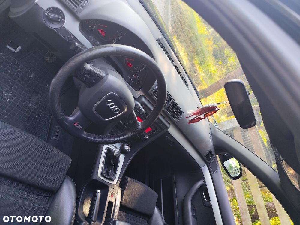Audi A4 Avant - 3