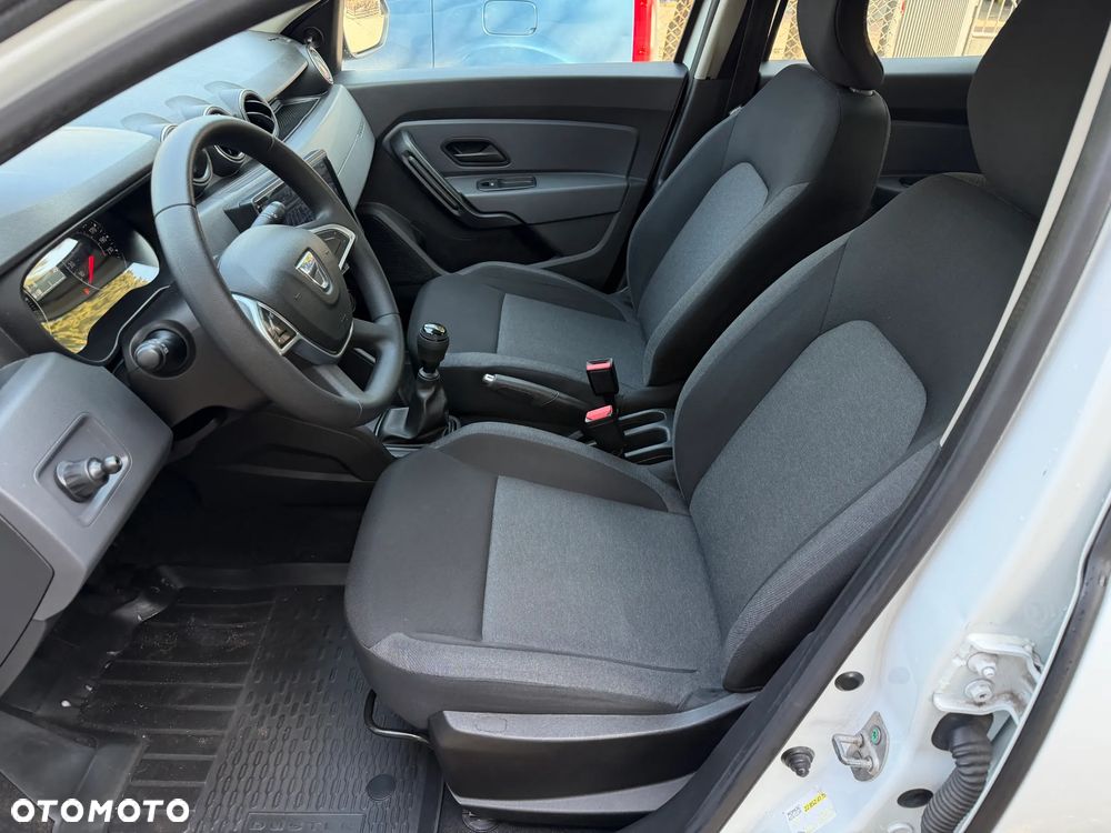 Dacia Duster 1.0 TCe Essential - 10