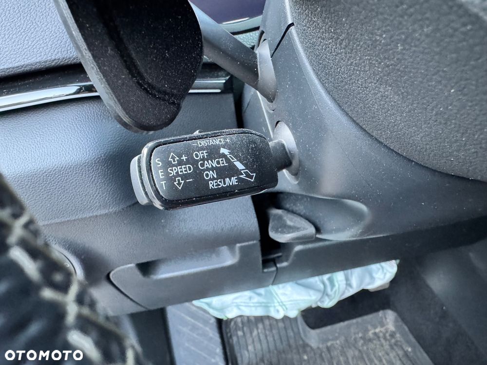 Skoda Karoq 1.5 TSI ACT DSG Sportline - 27