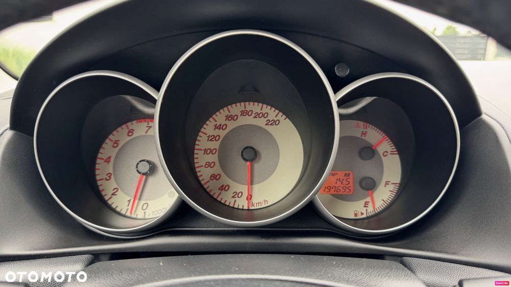Mazda 3 1.6 Sport Exclusive - 9