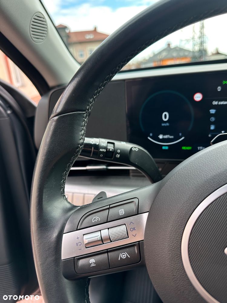 Hyundai Kona 1.6 GDI Hybrid Executive DCT - 23