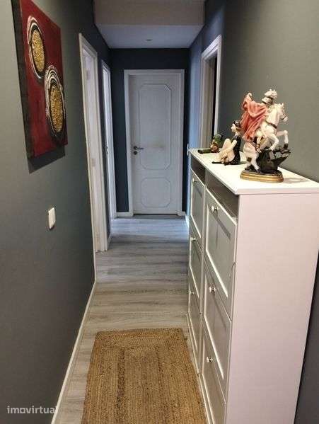 Excelente apartamento luminoso e bem localizado em ermesinde T2+1 - Grande imagem: 3/12