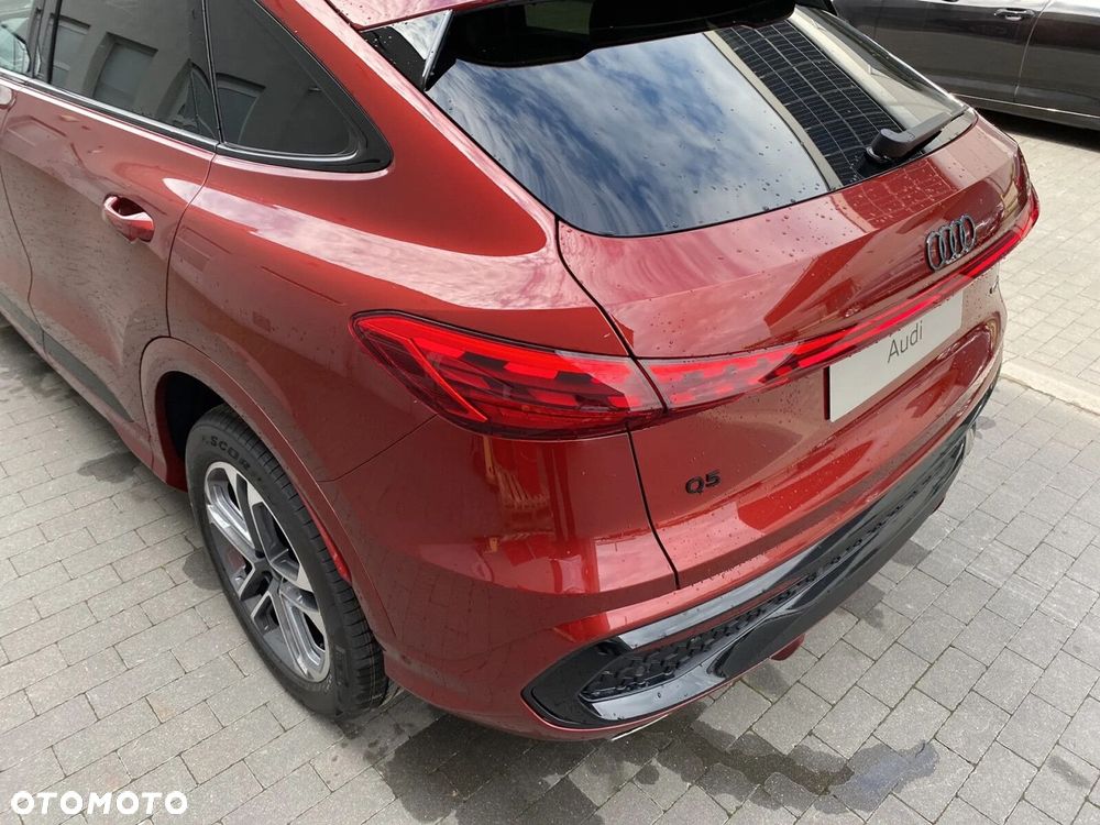 Audi Q5 Sportback - 13