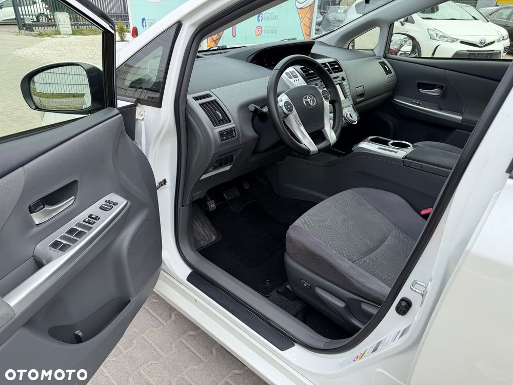 Toyota Prius+ (Hybrid) Comfort - 13