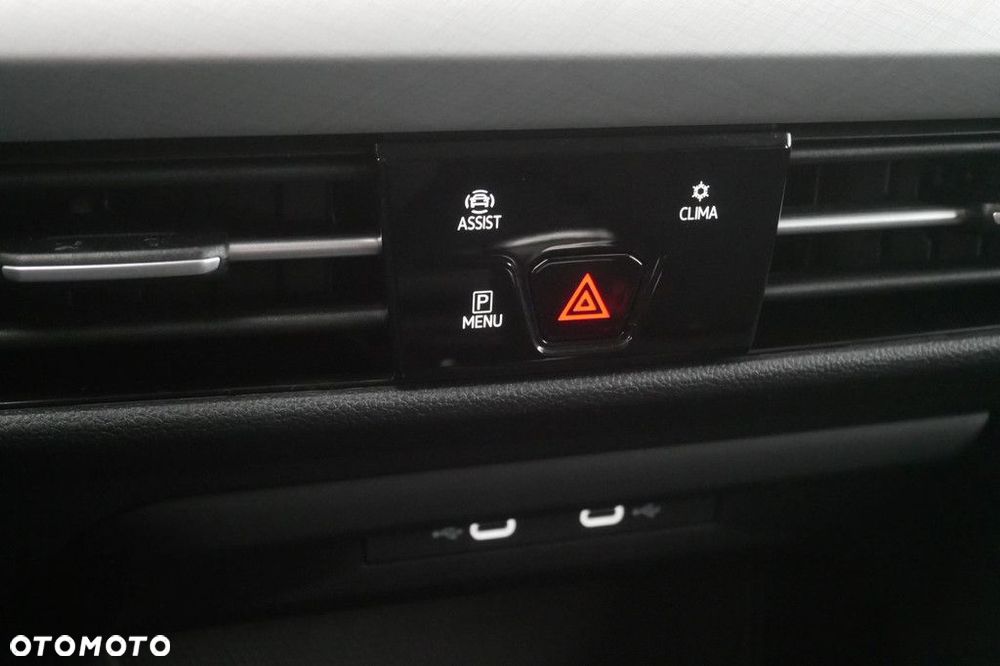 Volkswagen Golf - 18
