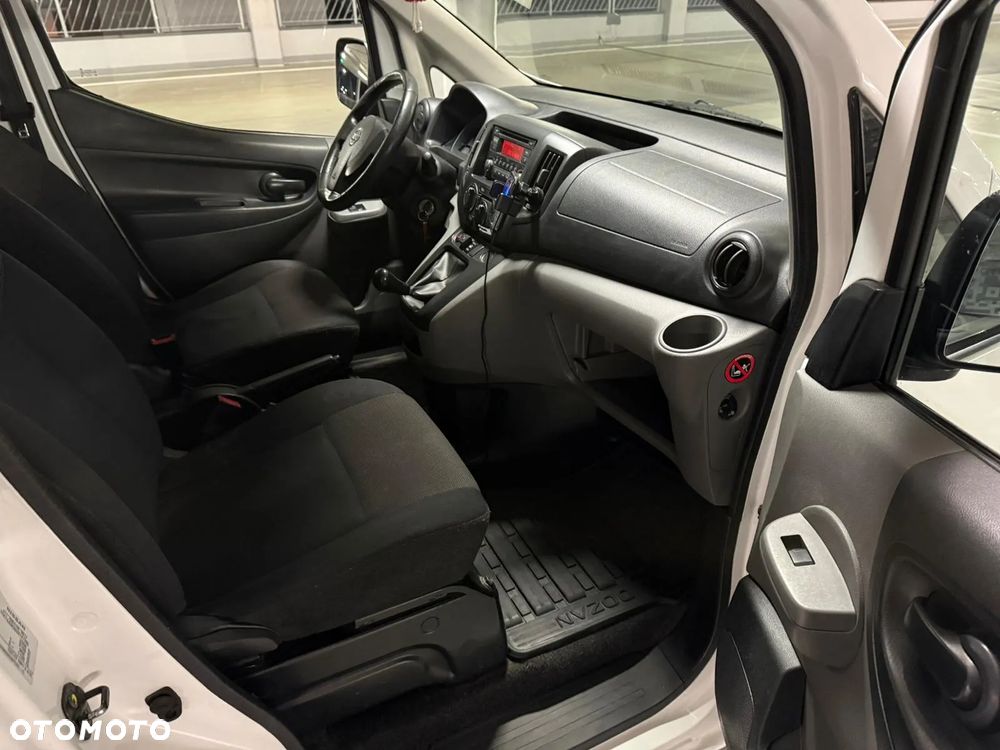 Nissan NV200 - 12
