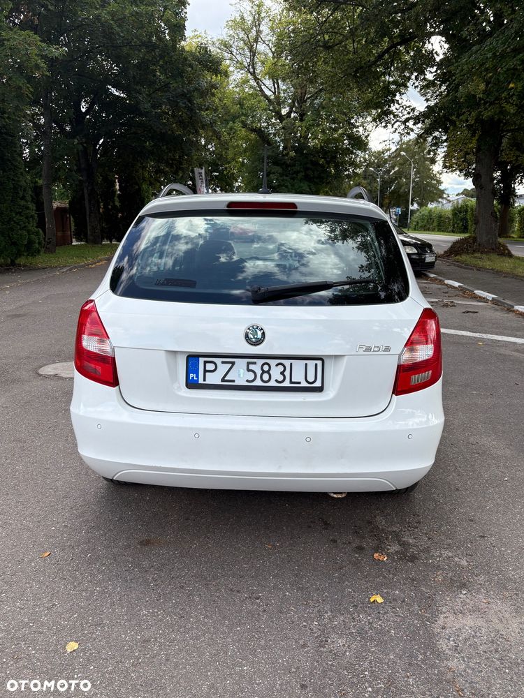 Skoda Fabia 1.6 TDI DPF Elegance - 11