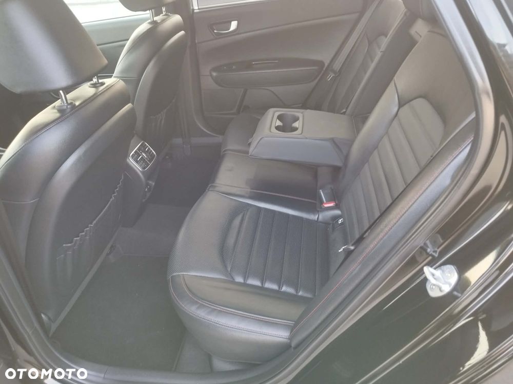 Kia Optima Sportagon 1.6 T-GDI DCT OPF GT Line - 11