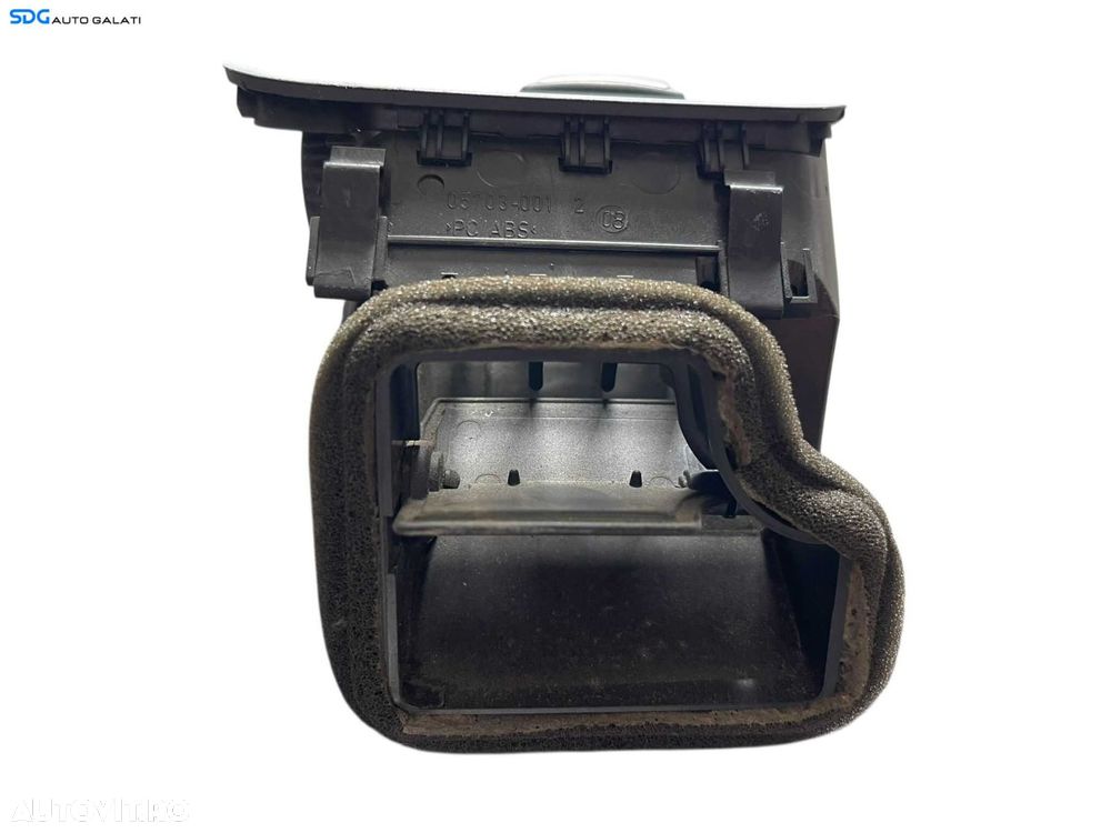 Grila Gura Aer Aerisire Ventilatie Bord Stanga Volkswagen Passat B6 2005 - 2010 Cod 3C1819702E [B4487] - 4