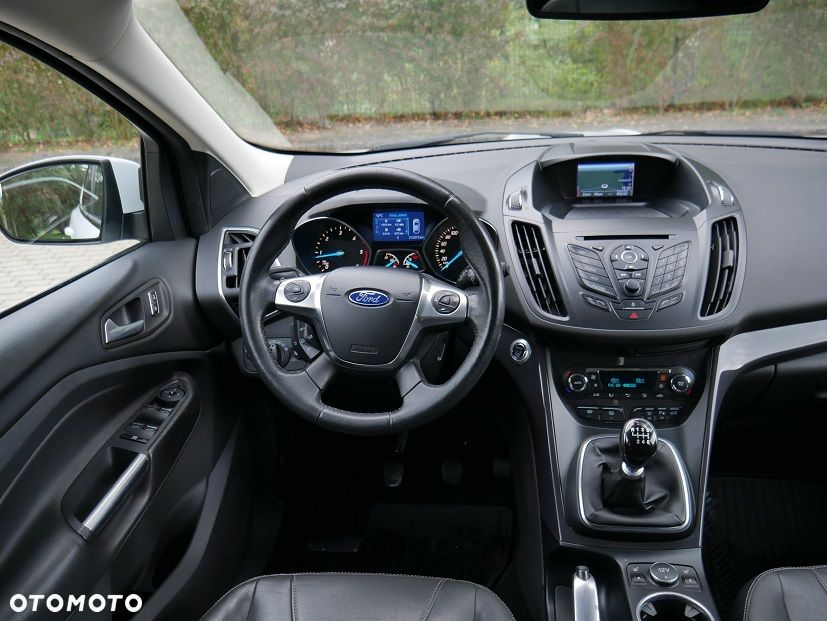 Ford Kuga - 8