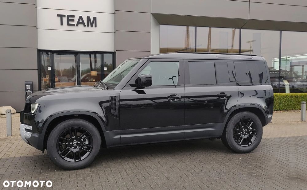 Land Rover Defender - 7