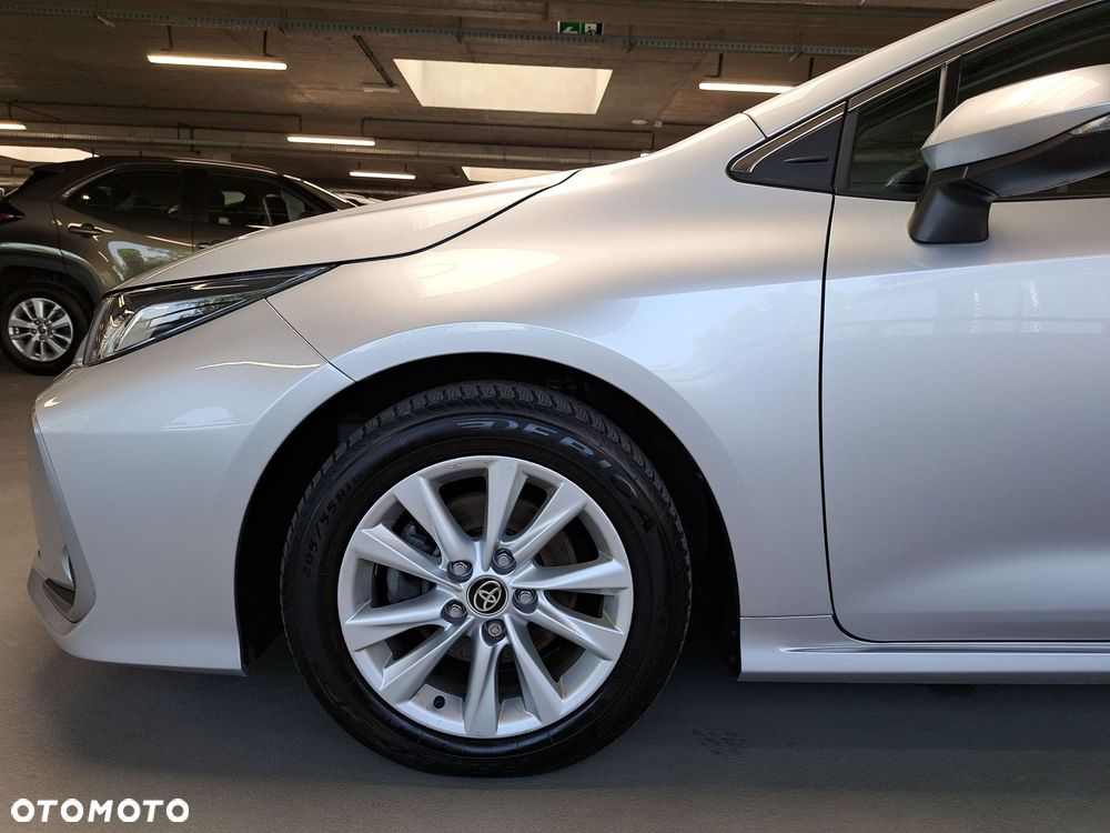 Toyota Corolla 1.8 Hybrid Comfort - 38