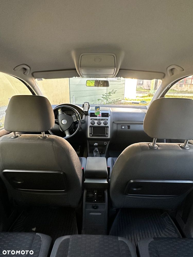 Volkswagen Touran 1.9 TDI Conceptline - 13