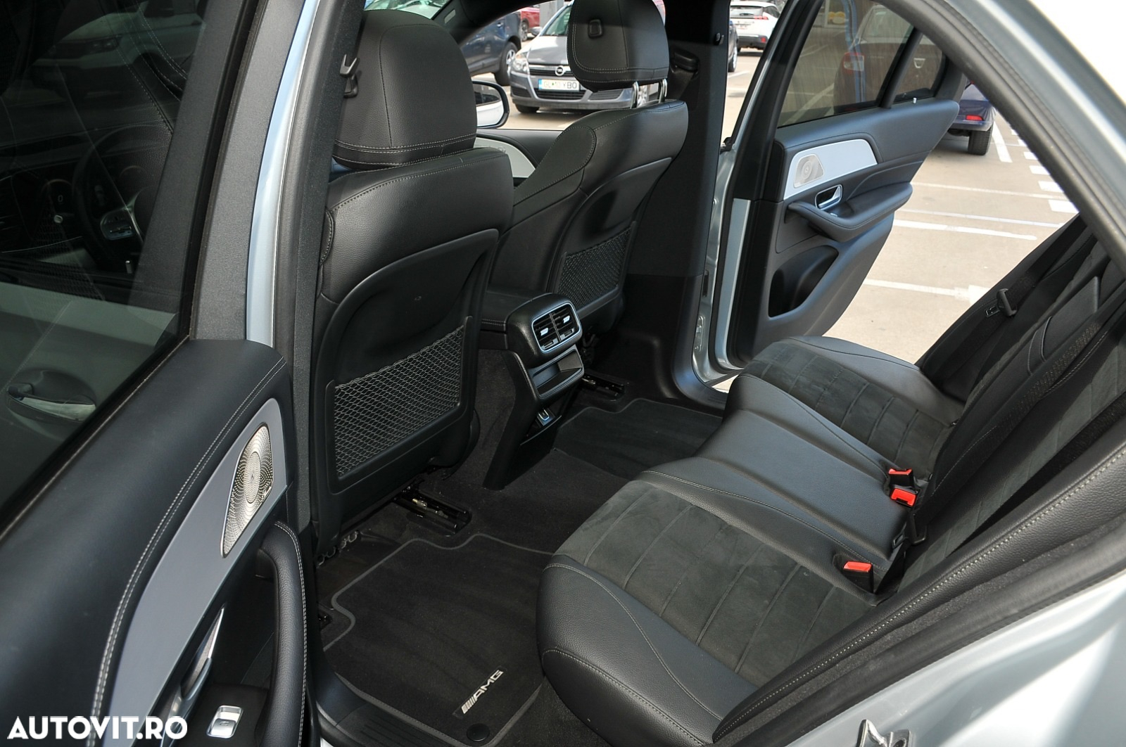 Mercedes-Benz GLE - 10