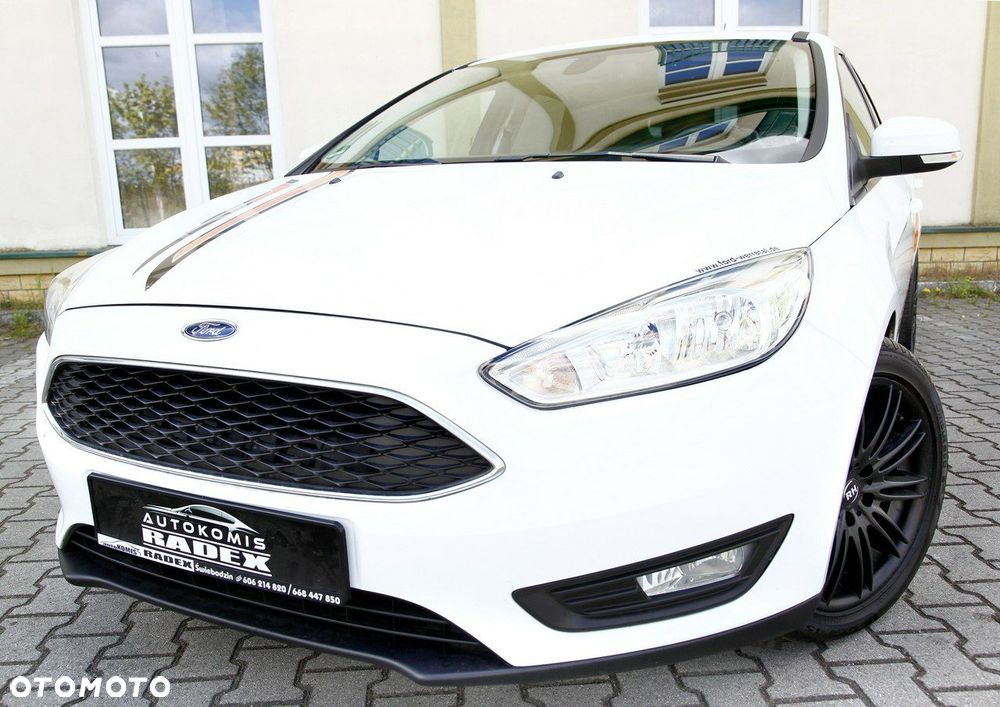 Ford Focus 1.0 EcoBoost Trend Edition - 4