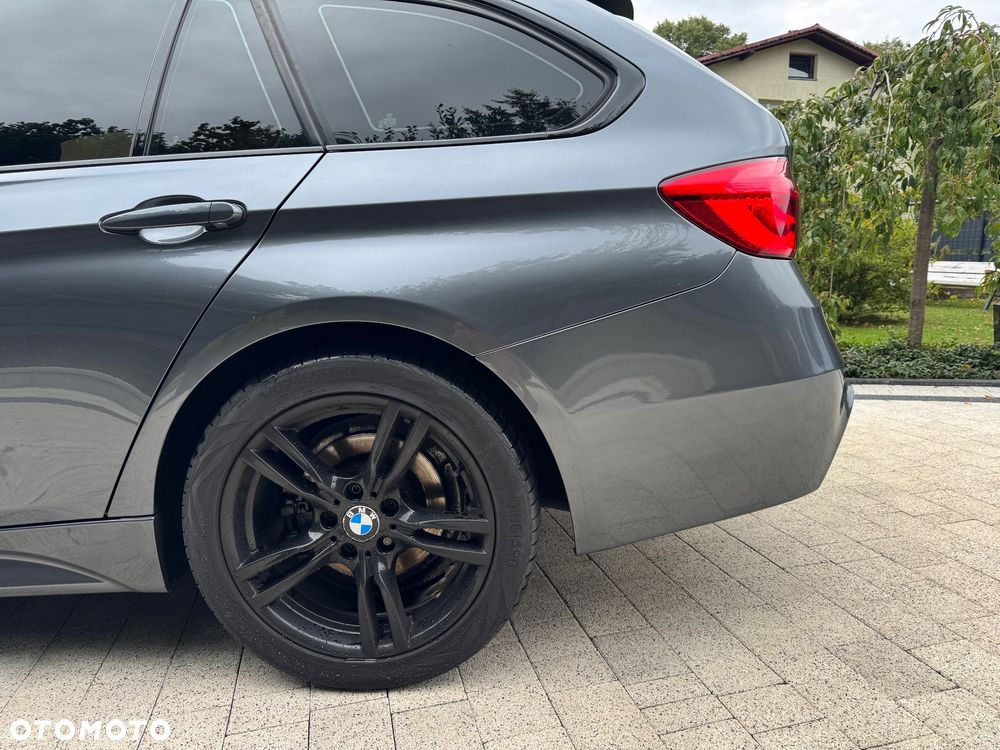BMW Seria 3 320d xDrive Sport - 16