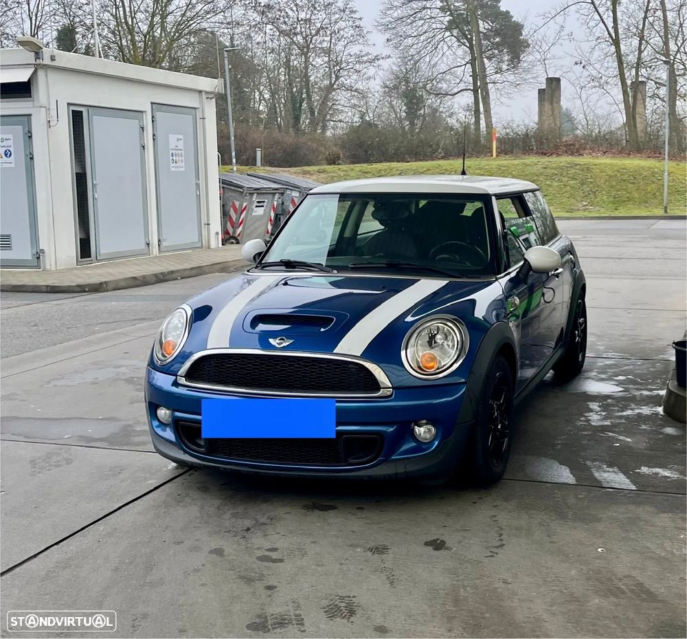 MINI 3 Portas Cooper SD - 17