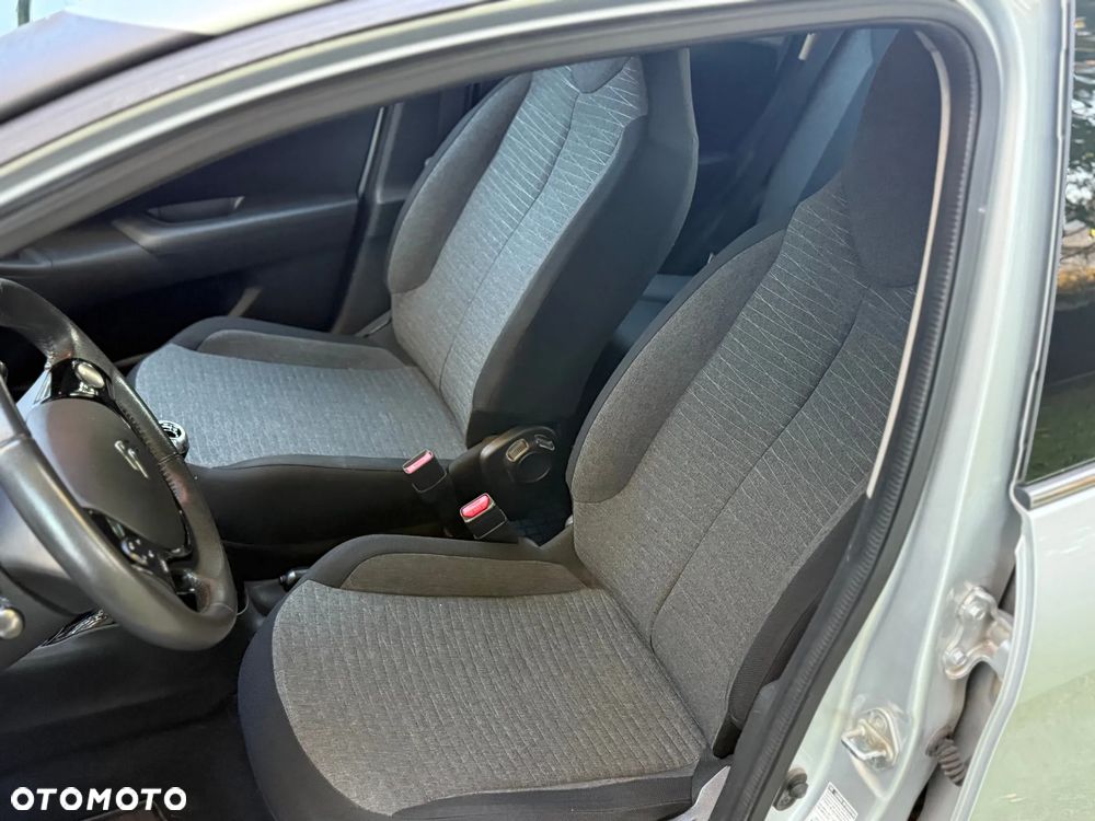 Citroën C1 AIRSCAPE PureTech 82 Feel Edition - 10