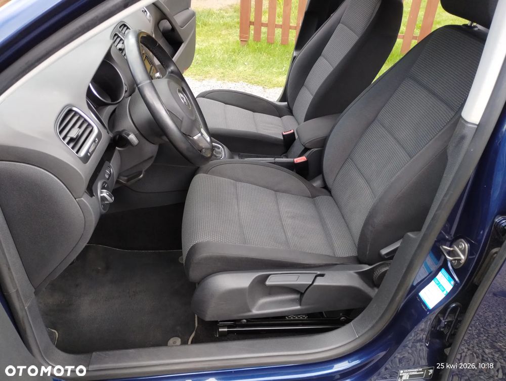 Volkswagen Golf 1.6 Comfortline - 22