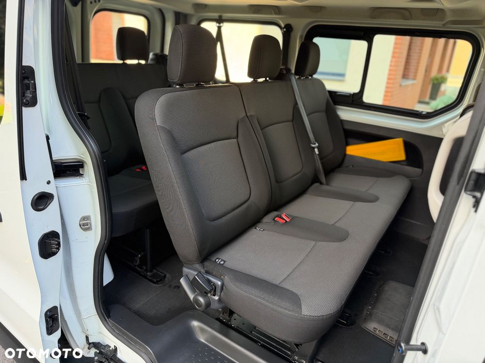 Nissan NV300 - 37