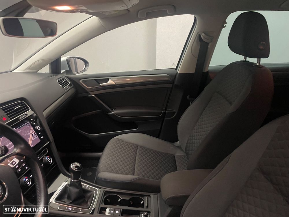 VW Golf 1.0 TSI Join - 10