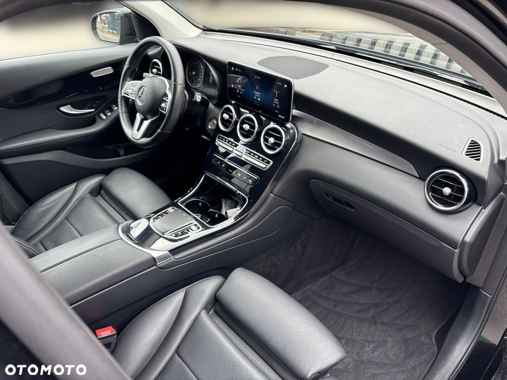 Mercedes-Benz GLC - 18