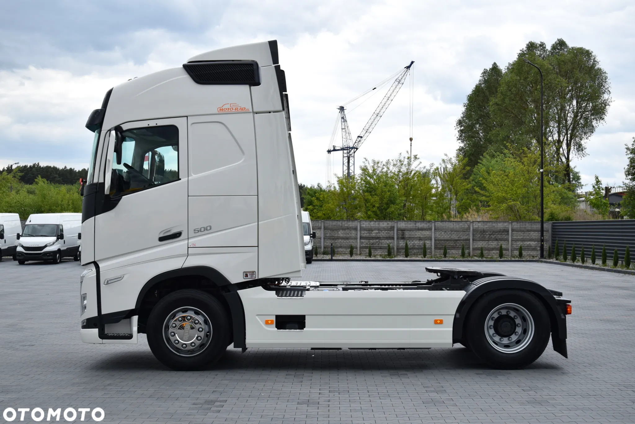 Volvo FH500 / EURO 6 / NOWY MODEL / KLIMATYZACJA POSTOJOWA / ACC / LEDY / 2 ZBIORNIKI PALIWA / FULL SPILERY / 2022 / NISKI PRZEBIEG / SERWISOWANY / SPROWADZONY - 8