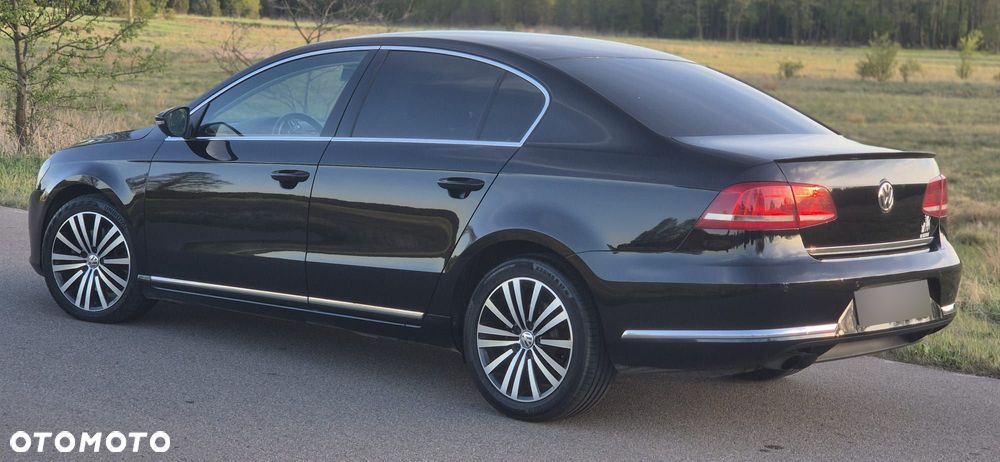 Volkswagen Passat 2.0 TSI Highline - 12